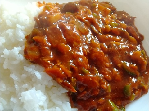 さば味噌煮缶で☆さばトマトカレー